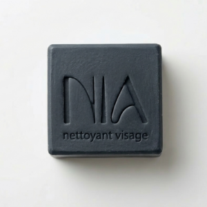 savon nettoyant noir