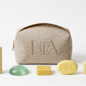 trousse de toilette avec des produits cosmétiques